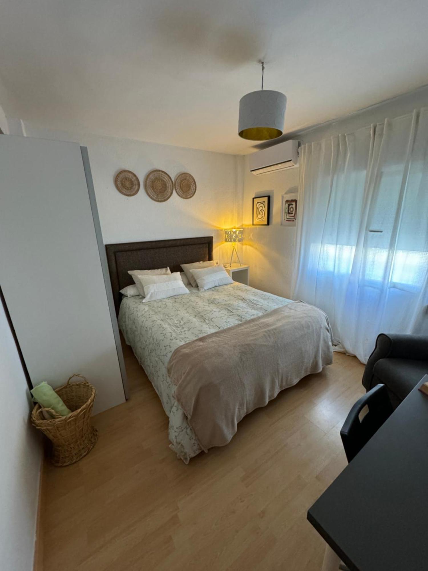 Harmony Piso Compartido Privat overnatting *
